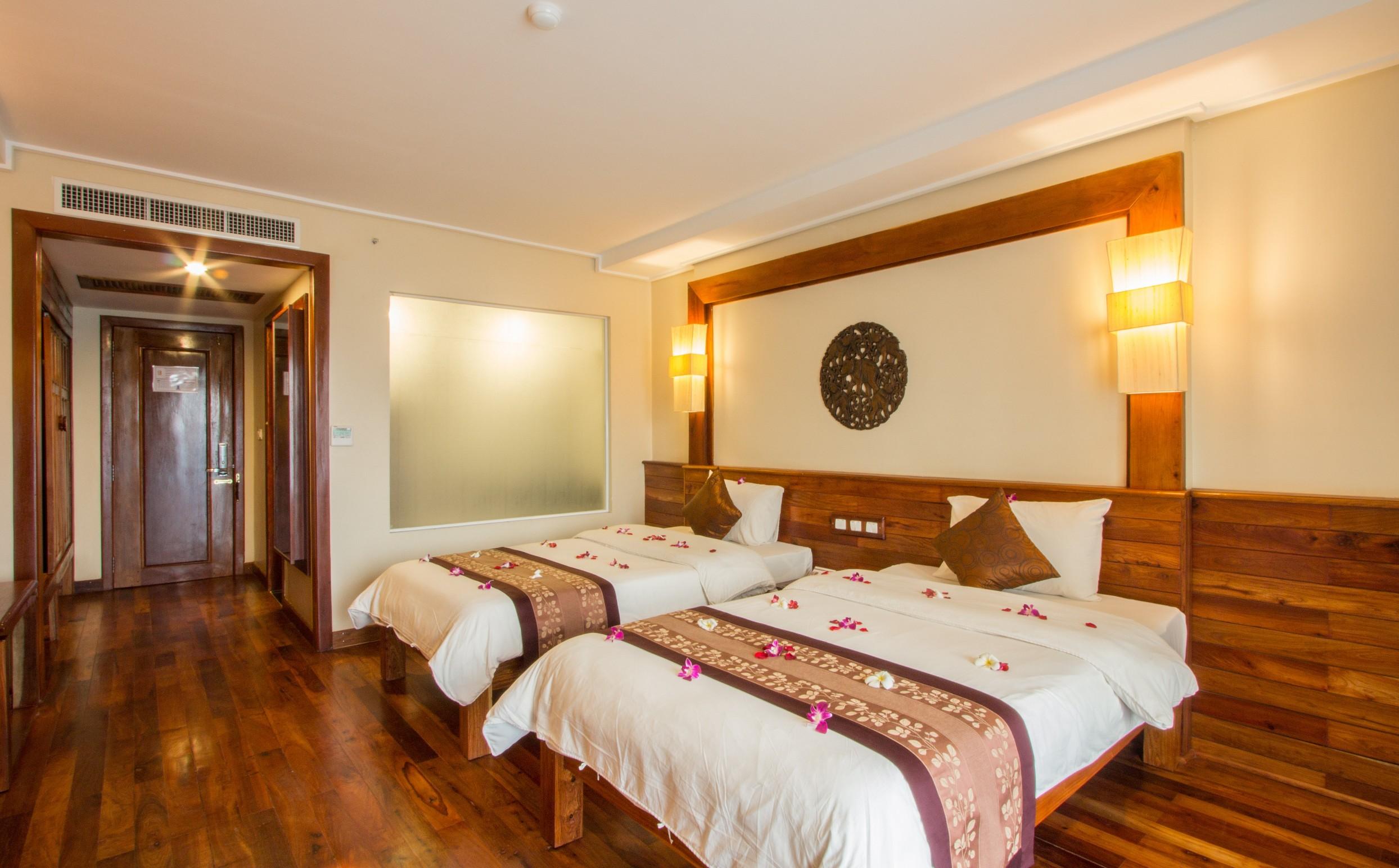 Royal Empire Hotel Siem Reap Esterno foto