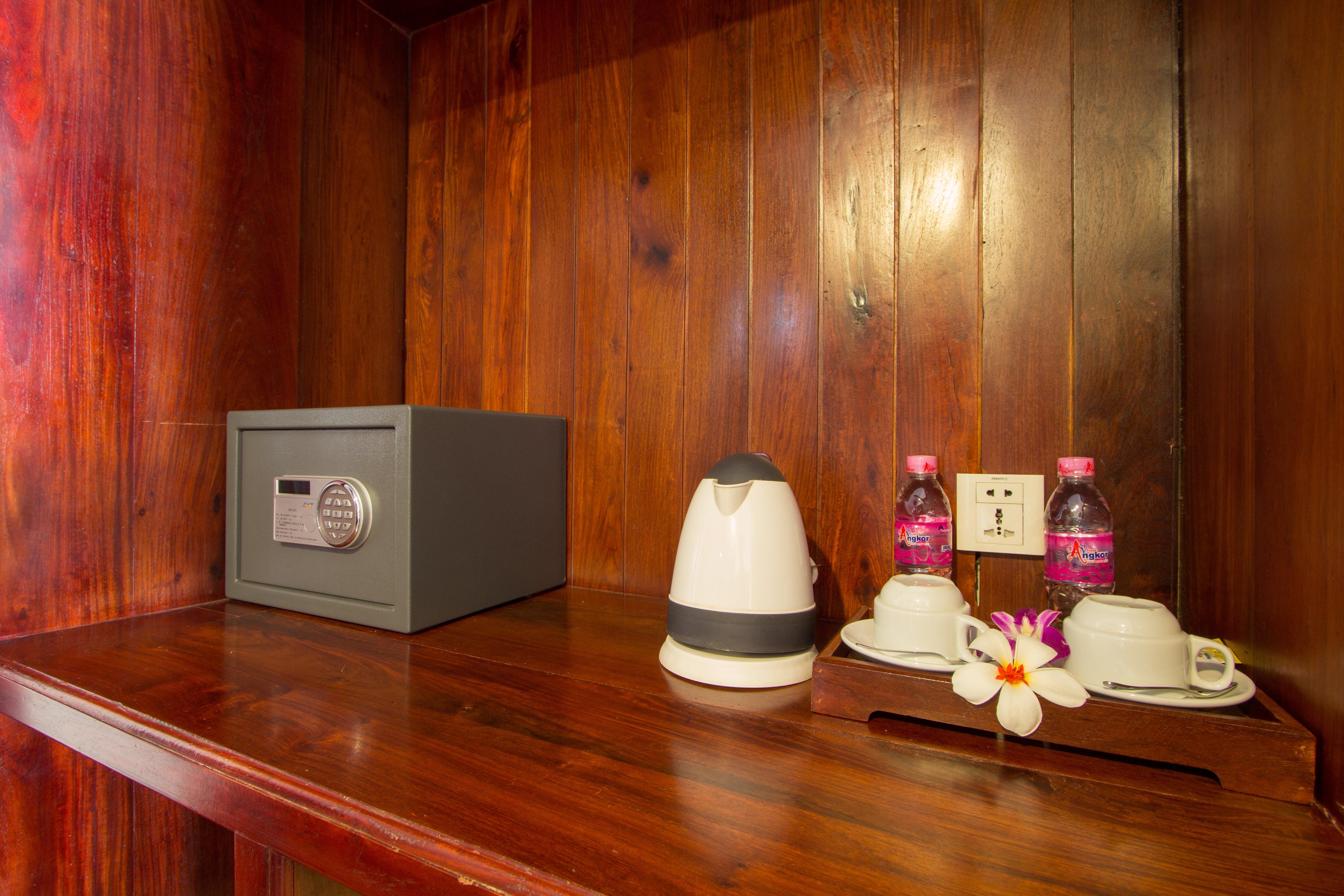 Royal Empire Hotel Siem Reap Esterno foto