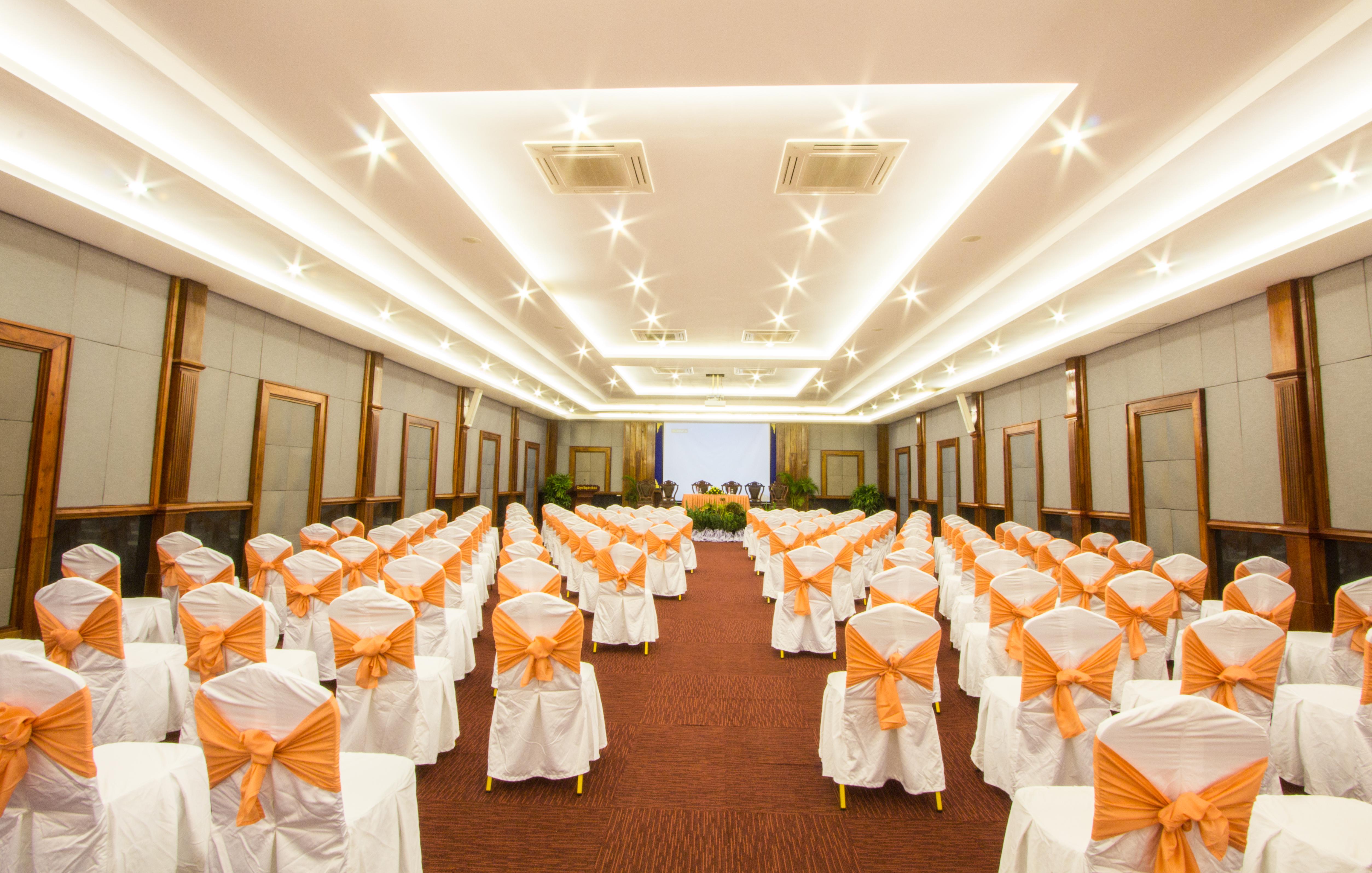 Royal Empire Hotel Siem Reap Esterno foto