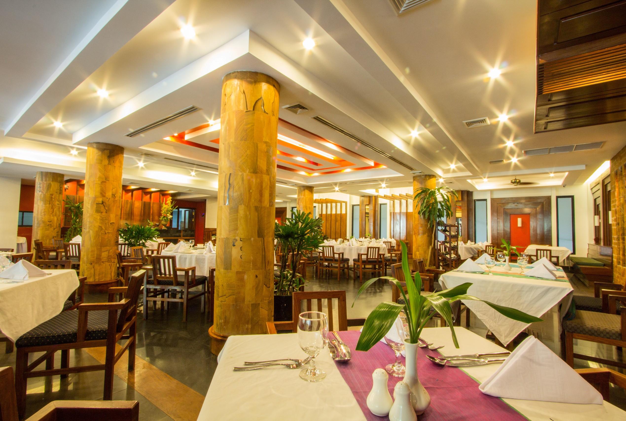 Royal Empire Hotel Siem Reap Esterno foto
