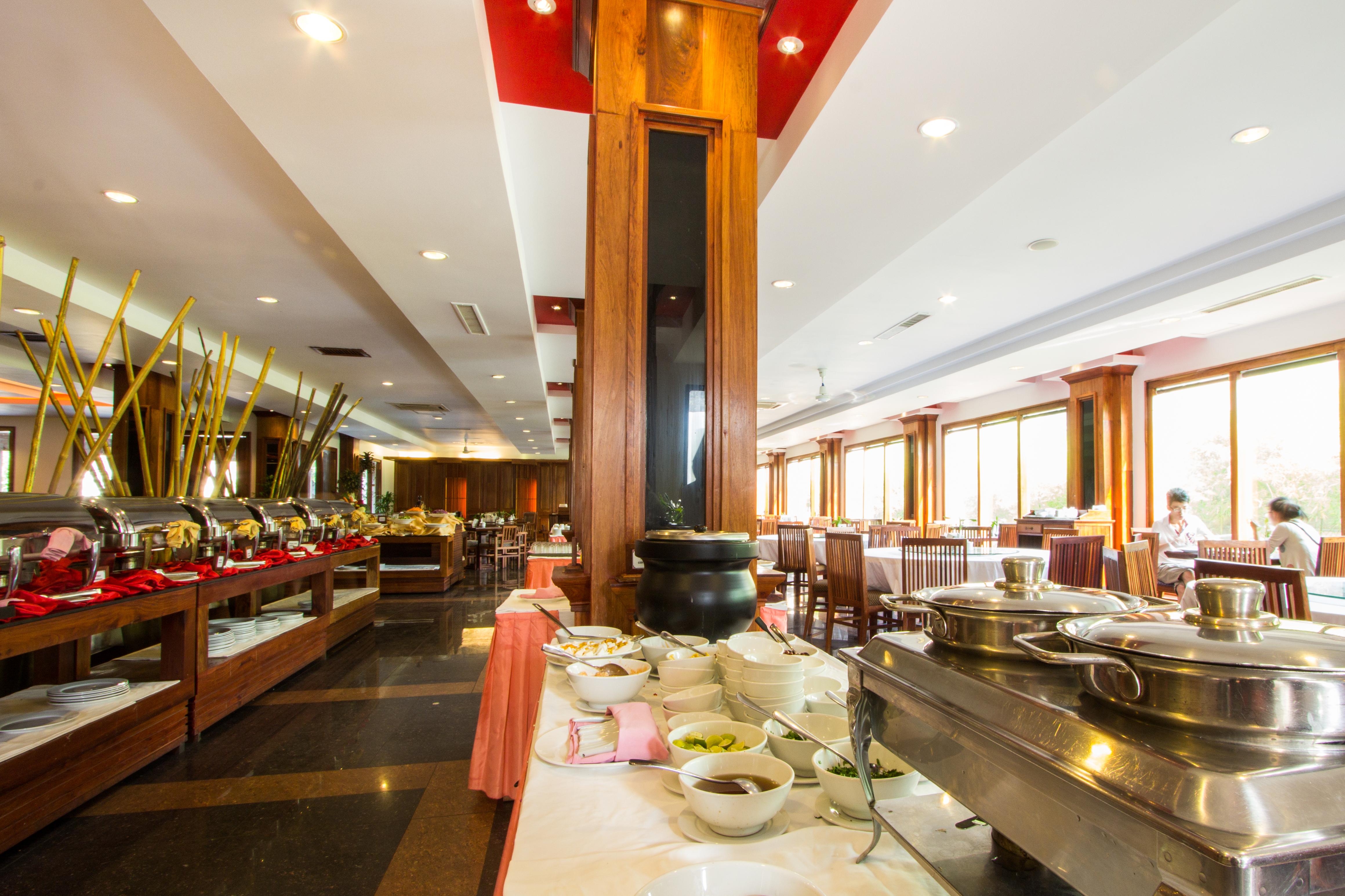 Royal Empire Hotel Siem Reap Esterno foto