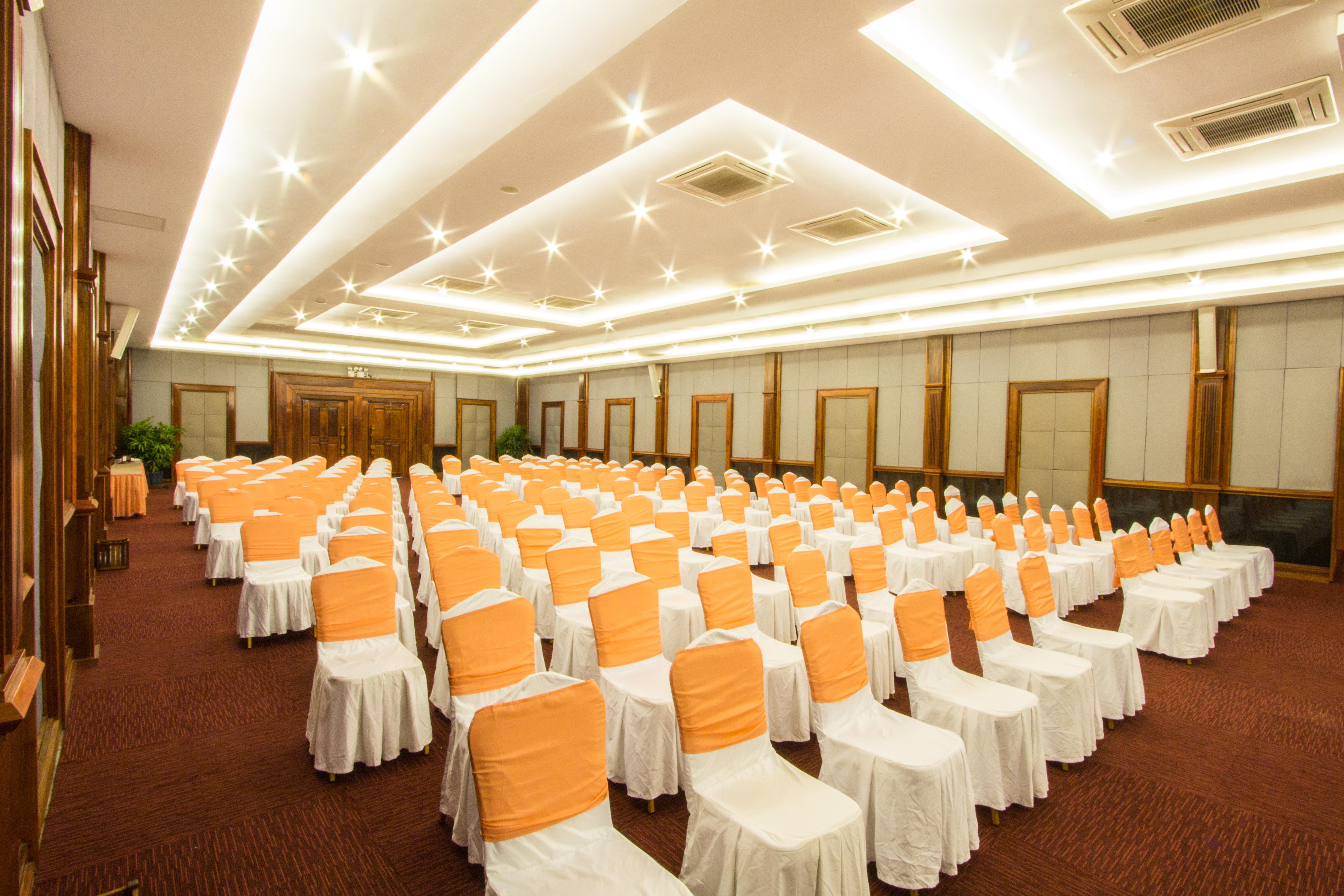 Royal Empire Hotel Siem Reap Esterno foto