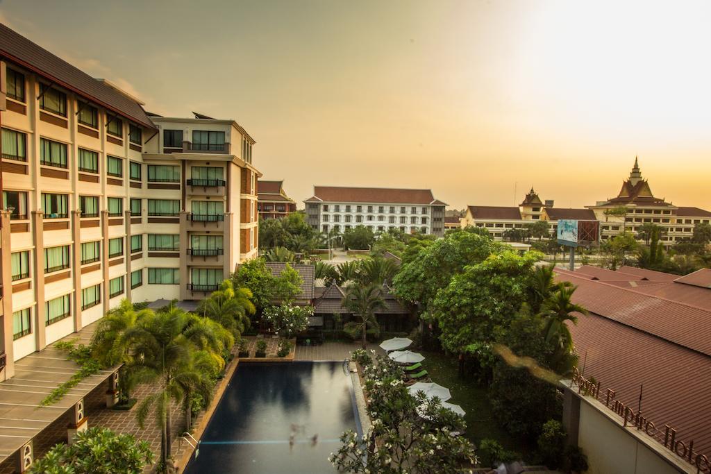 Royal Empire Hotel Siem Reap Esterno foto
